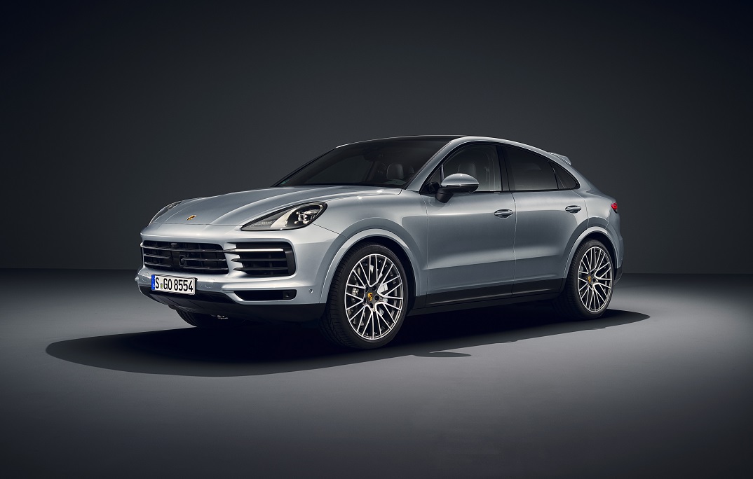 images/features/porsche-cayenne-features.jpg